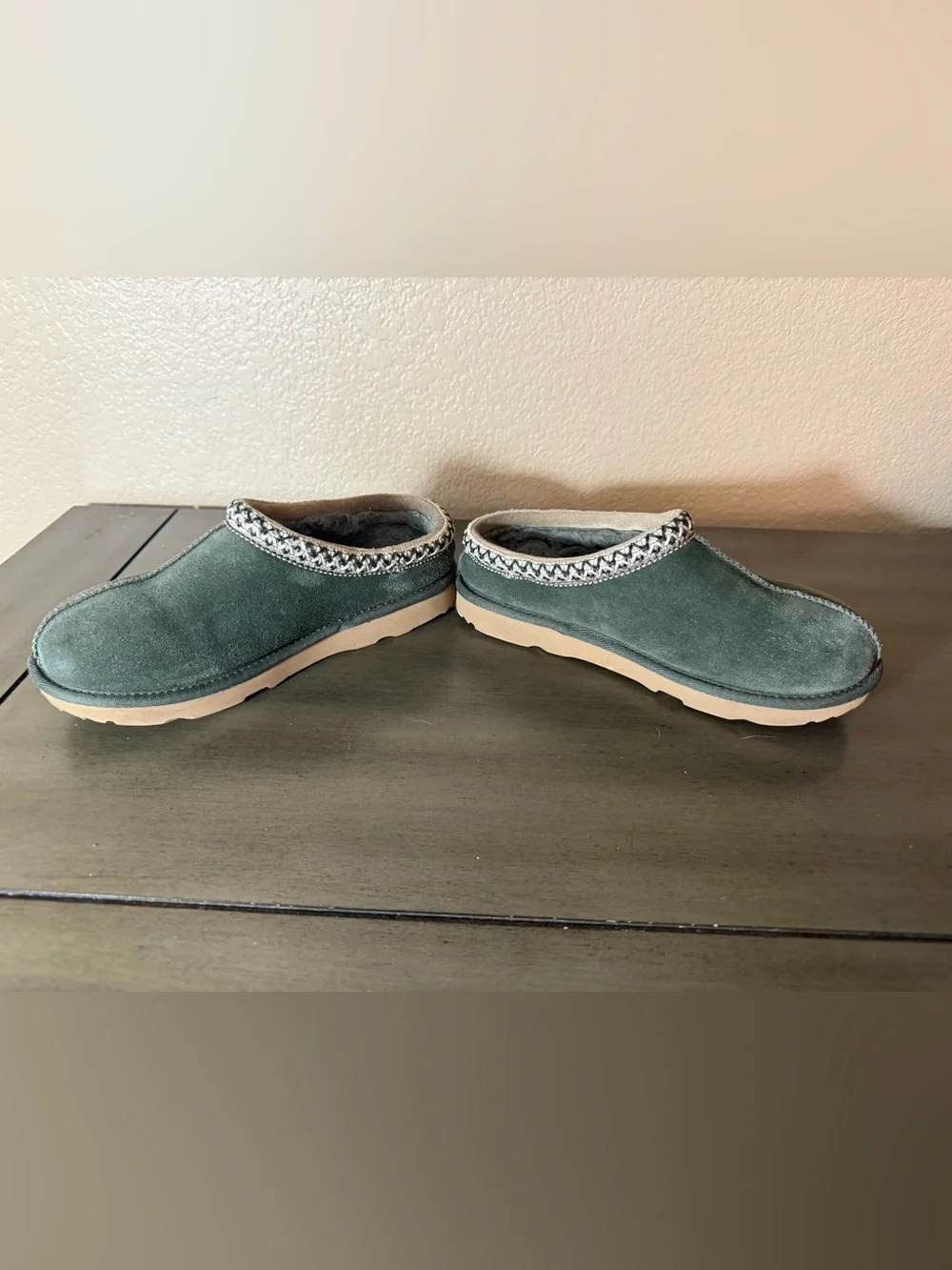 UGG Tasman Kids Size 4 Green Suede Shearling Lined Slippers Clogs